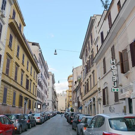 Roma Carina Hotell Exteriör bild
